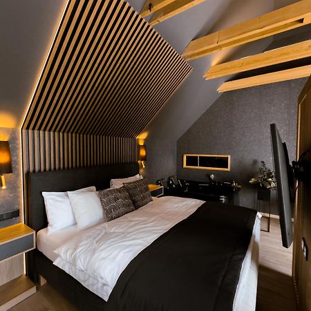 Twin Premium Apartman 蒂豪尼 外观 照片