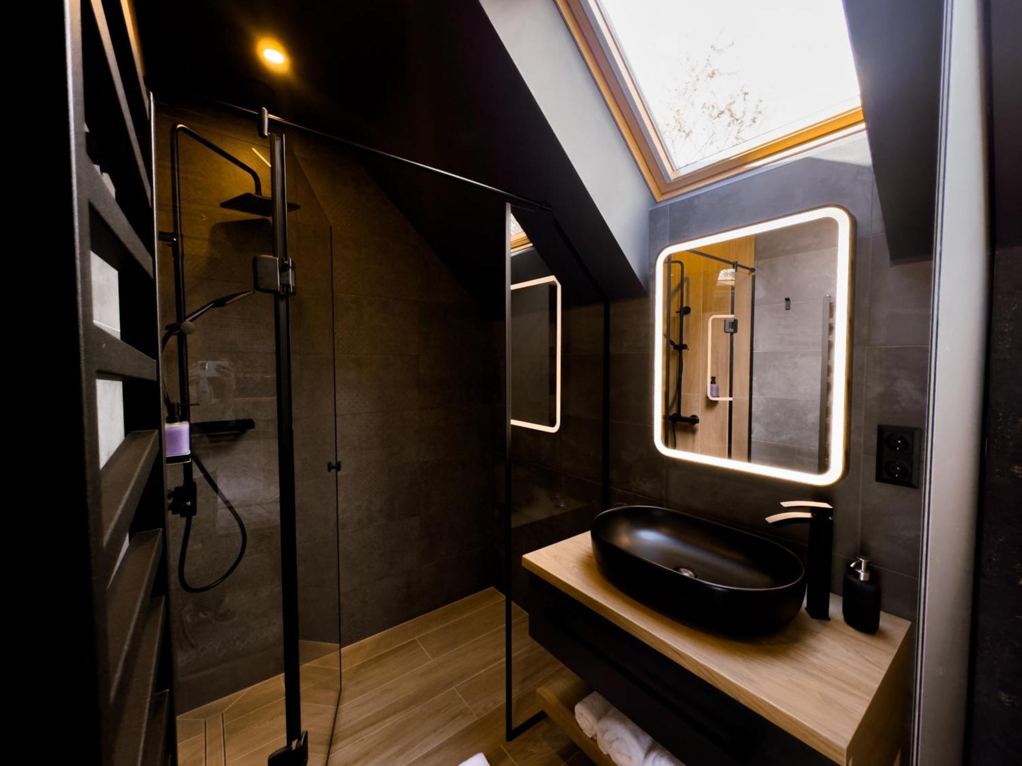 Twin Premium Apartman 蒂豪尼 外观 照片