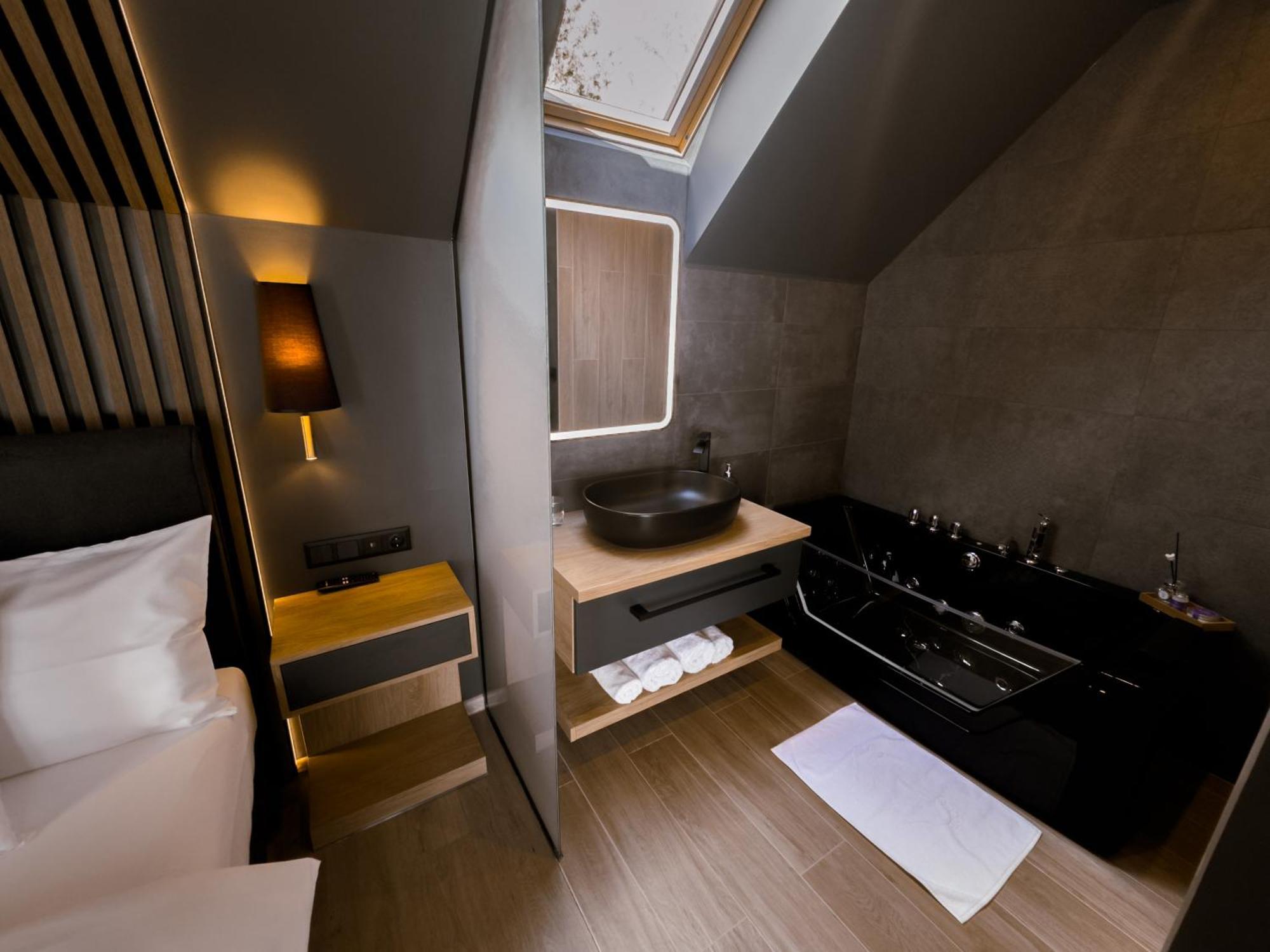 Twin Premium Apartman 蒂豪尼 外观 照片
