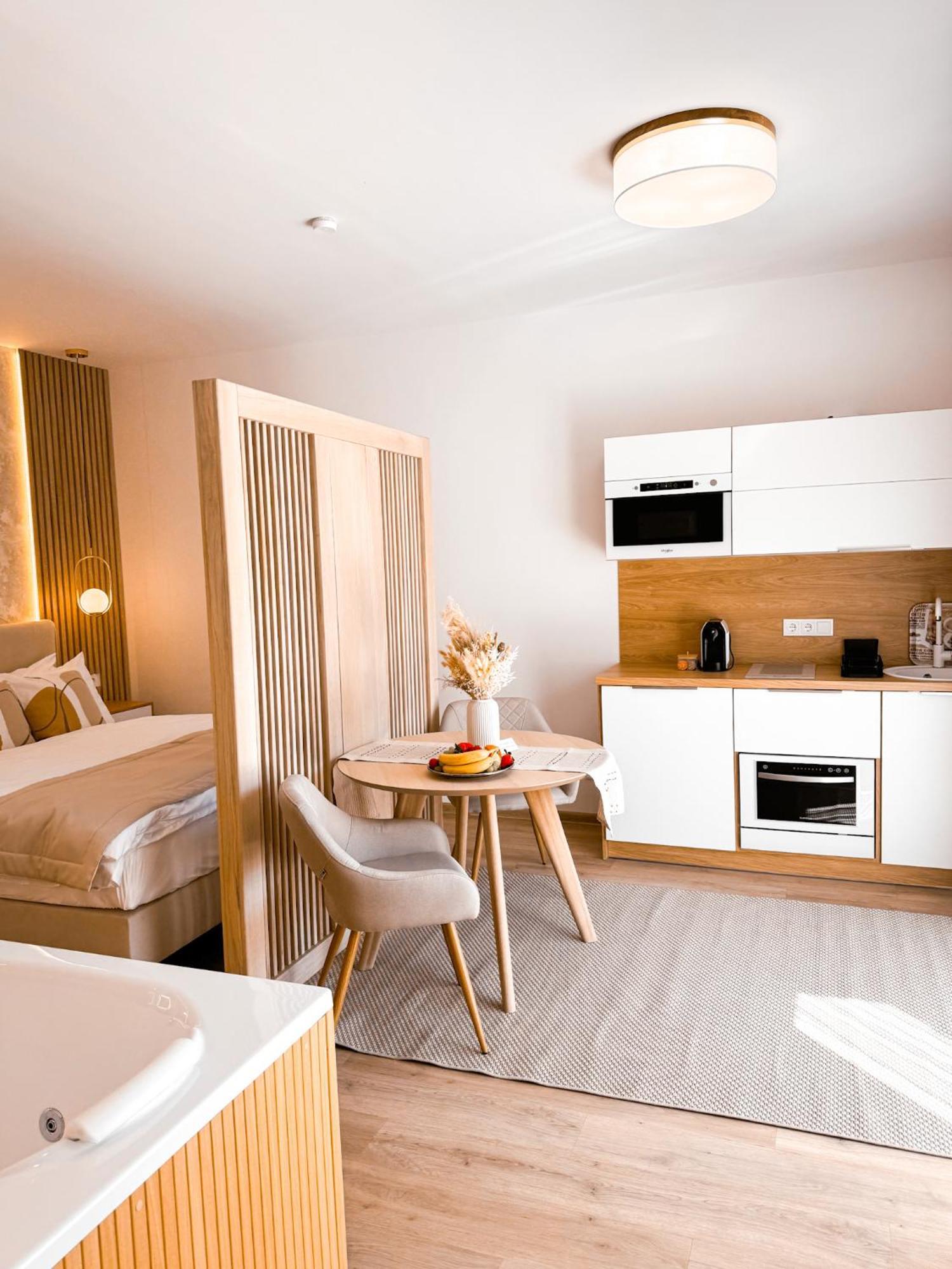 Twin Premium Apartman 蒂豪尼 外观 照片