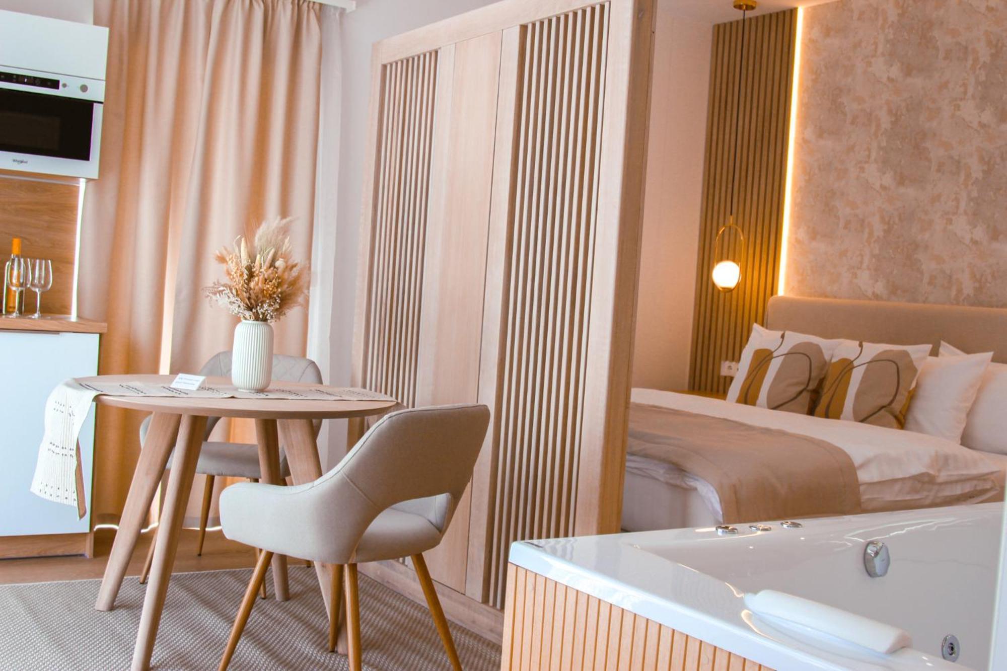 Twin Premium Apartman 蒂豪尼 外观 照片